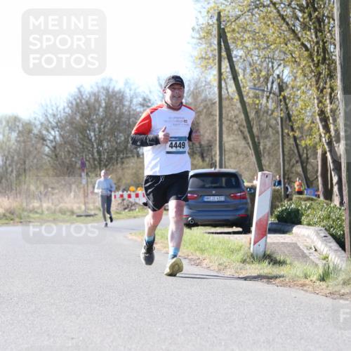 06.04.2025 - 44. Internationalen Wilhelmsburger Insellauf Jannik Wohlers http://msf.ph/oto/7622231 06.04.2025 10:19:08 Laufen 4449, 31, 4323 meine-sportfotos.de