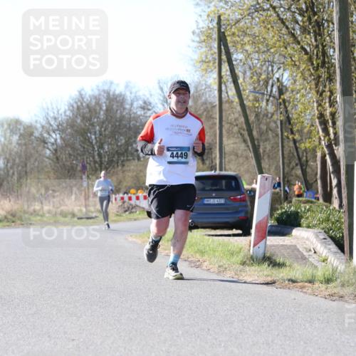 06.04.2025 - 44. Internationalen Wilhelmsburger Insellauf Jannik Wohlers http://msf.ph/oto/7622232 06.04.2025 10:19:08 Laufen 4449, 31, 4323 meine-sportfotos.de