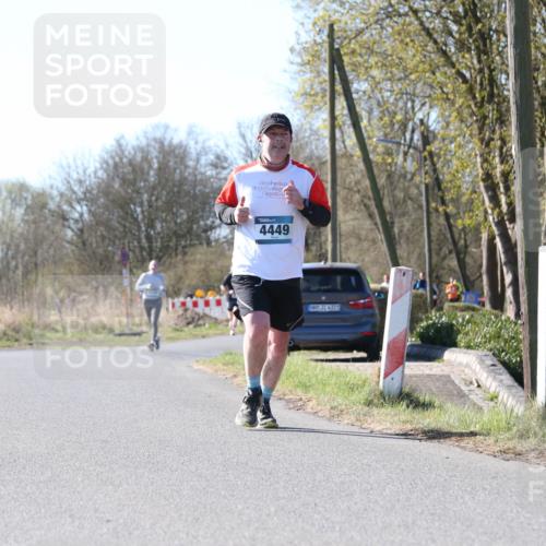 06.04.2025 - 44. Internationalen Wilhelmsburger Insellauf Jannik Wohlers http://msf.ph/oto/7622233 06.04.2025 10:19:08 Laufen 4449, 31, 4323 meine-sportfotos.de