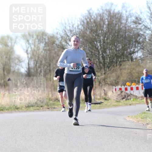 06.04.2025 - 44. Internationalen Wilhelmsburger Insellauf Jannik Wohlers http://msf.ph/oto/7622238 06.04.2025 10:19:16 Laufen 428, 20, 284 meine-sportfotos.de