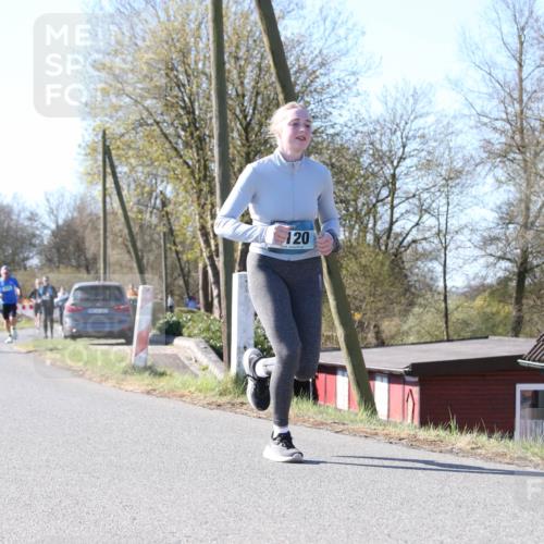 06.04.2025 - 44. Internationalen Wilhelmsburger Insellauf Jannik Wohlers http://msf.ph/oto/7622250 06.04.2025 10:19:21 Laufen 120 meine-sportfotos.de
