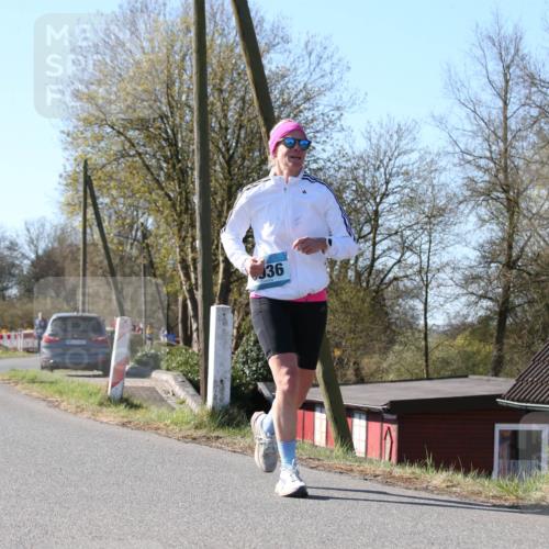 06.04.2025 - 44. Internationalen Wilhelmsburger Insellauf Jannik Wohlers http://msf.ph/oto/7622262 06.04.2025 10:19:38 Laufen 4171, 36 meine-sportfotos.de