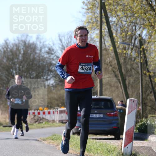 06.04.2025 - 44. Internationalen Wilhelmsburger Insellauf Jannik Wohlers http://msf.ph/oto/7622295 06.04.2025 10:19:59 Laufen 5084, 4534, 31, 4323 meine-sportfotos.de