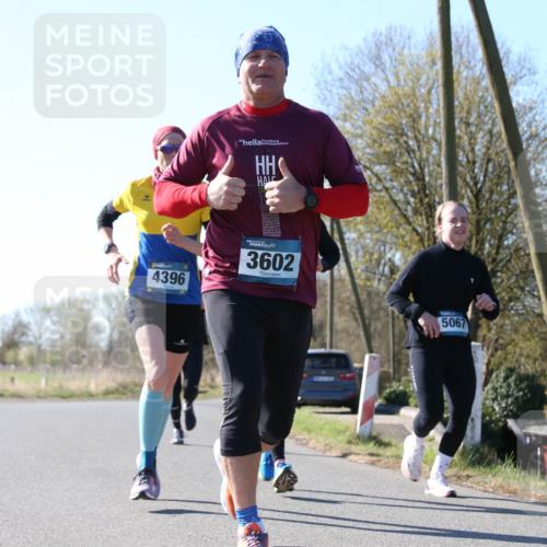 06.04.2025 - 44. Internationalen Wilhelmsburger Insellauf Jannik Wohlers http://msf.ph/oto/7622304 06.04.2025 10:20:06 Laufen 4396, 3602, 5067 meine-sportfotos.de