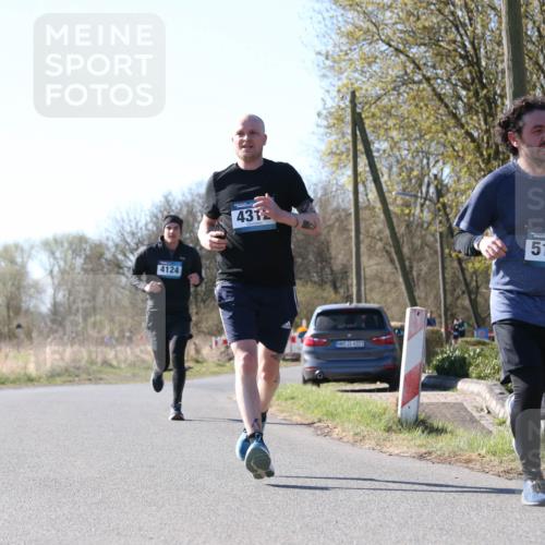 06.04.2025 - 44. Internationalen Wilhelmsburger Insellauf Jannik Wohlers http://msf.ph/oto/7622348 06.04.2025 10:20:22 Laufen 4124, 431, 31, 4323, 5188 meine-sportfotos.de