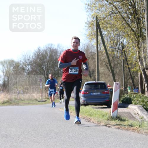 06.04.2025 - 44. Internationalen Wilhelmsburger Insellauf Jannik Wohlers http://msf.ph/oto/7622358 06.04.2025 10:20:37 Laufen 3139, 31, 4323 meine-sportfotos.de