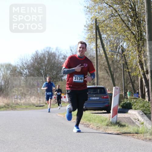 06.04.2025 - 44. Internationalen Wilhelmsburger Insellauf Jannik Wohlers http://msf.ph/oto/7622360 06.04.2025 10:20:37 Laufen 3139, 31, 4321 meine-sportfotos.de