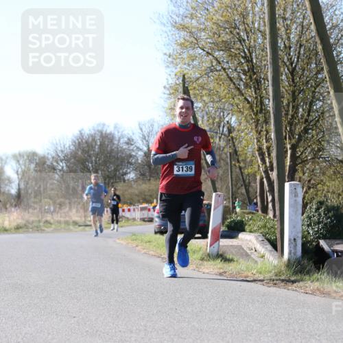 06.04.2025 - 44. Internationalen Wilhelmsburger Insellauf Jannik Wohlers http://msf.ph/oto/7622361 06.04.2025 10:20:38 Laufen 3139 meine-sportfotos.de