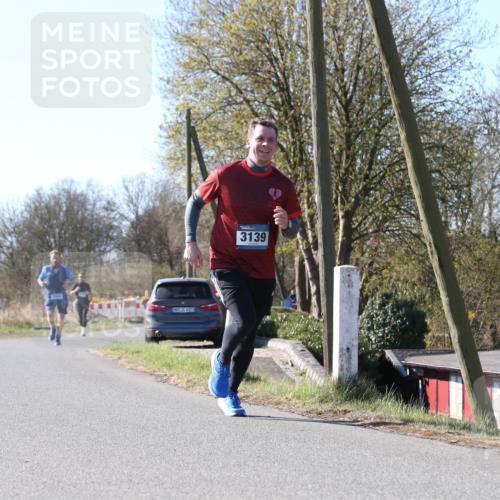 06.04.2025 - 44. Internationalen Wilhelmsburger Insellauf Jannik Wohlers http://msf.ph/oto/7622364 06.04.2025 10:20:38 Laufen 3139 meine-sportfotos.de