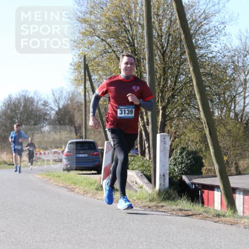 06.04.2025 - 44. Internationalen Wilhelmsburger Insellauf Jannik Wohlers http://msf.ph/oto/7622365 06.04.2025 10:20:38 Laufen 31, 4323, 3139 meine-sportfotos.de