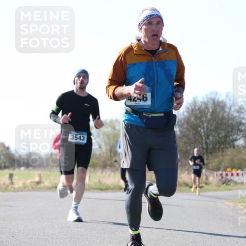 06.04.2025 - 44. Internationalen Wilhelmsburger Insellauf Jannik Wohlers http://msf.ph/oto/7622433 06.04.2025 10:21:21 Laufen 3543, 4246 meine-sportfotos.de