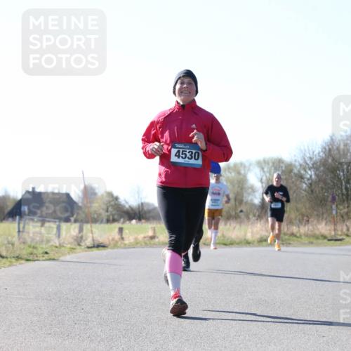 06.04.2025 - 44. Internationalen Wilhelmsburger Insellauf Jannik Wohlers http://msf.ph/oto/7622447 06.04.2025 10:21:26 Laufen 4530 meine-sportfotos.de