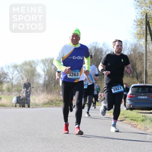 06.04.2025 - 44. Internationalen Wilhelmsburger Insellauf Jannik Wohlers http://msf.ph/oto/7622471 06.04.2025 10:21:43 Laufen 3263, 3921 meine-sportfotos.de