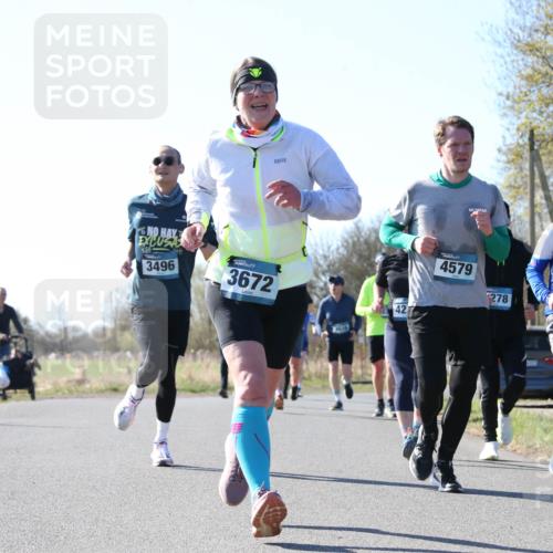 06.04.2025 - 44. Internationalen Wilhelmsburger Insellauf Jannik Wohlers http://msf.ph/oto/7622513 06.04.2025 10:21:54 Laufen 3496, 3672, 42, 4579, 278, 5095 meine-sportfotos.de
