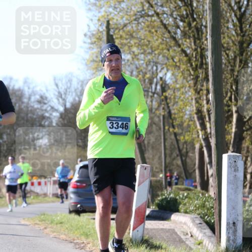 06.04.2025 - 44. Internationalen Wilhelmsburger Insellauf Jannik Wohlers http://msf.ph/oto/7622527 06.04.2025 10:21:58 Laufen 4500, 3346 meine-sportfotos.de