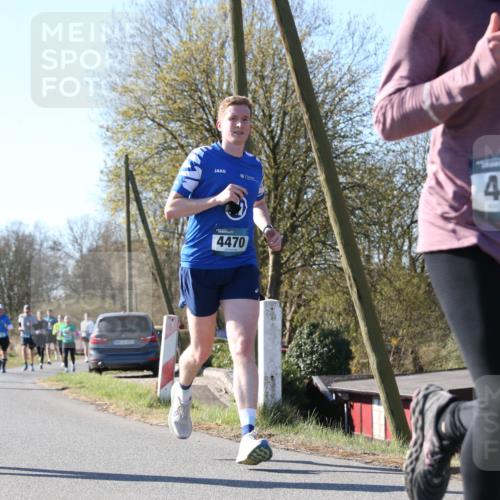 06.04.2025 - 44. Internationalen Wilhelmsburger Insellauf Jannik Wohlers http://msf.ph/oto/7622548 06.04.2025 10:22:03 Laufen 4118, 4470 meine-sportfotos.de