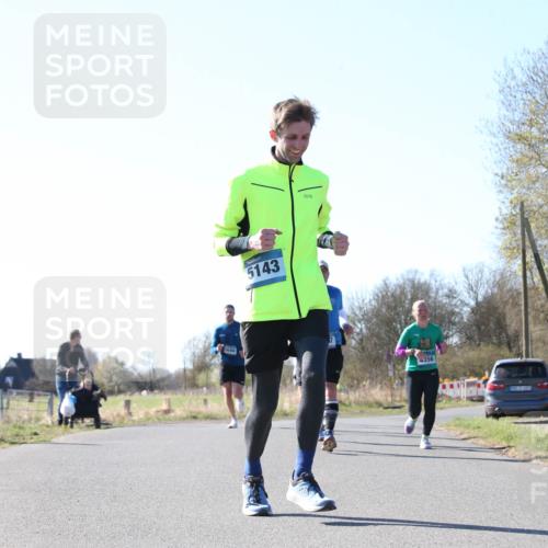 06.04.2025 - 44. Internationalen Wilhelmsburger Insellauf Jannik Wohlers http://msf.ph/oto/7622573 06.04.2025 10:22:13 Laufen 5143, 1690, 4356, 31, 4323 meine-sportfotos.de