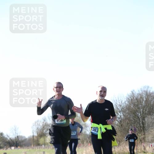 06.04.2025 - 44. Internationalen Wilhelmsburger Insellauf Jannik Wohlers http://msf.ph/oto/7622653 06.04.2025 10:22:53 Laufen 974, 1363, 1972 meine-sportfotos.de