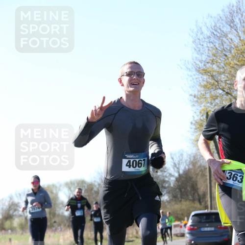 06.04.2025 - 44. Internationalen Wilhelmsburger Insellauf Jannik Wohlers http://msf.ph/oto/7622662 06.04.2025 10:22:55 Laufen 4067, 363 meine-sportfotos.de
