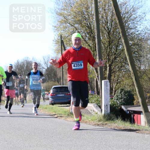 06.04.2025 - 44. Internationalen Wilhelmsburger Insellauf Jannik Wohlers http://msf.ph/oto/7622698 06.04.2025 10:23:15 Laufen 3417, 450, 3418, 3833, 4359 meine-sportfotos.de