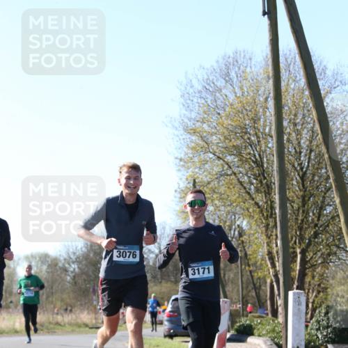 06.04.2025 - 44. Internationalen Wilhelmsburger Insellauf Jannik Wohlers http://msf.ph/oto/7622734 06.04.2025 10:23:25 Laufen 3076, 3171 meine-sportfotos.de