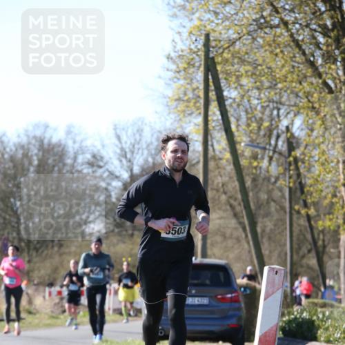 06.04.2025 - 44. Internationalen Wilhelmsburger Insellauf Jannik Wohlers http://msf.ph/oto/7622746 06.04.2025 10:23:32 Laufen 503, 31, 4723 meine-sportfotos.de