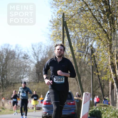 06.04.2025 - 44. Internationalen Wilhelmsburger Insellauf Jannik Wohlers http://msf.ph/oto/7622748 06.04.2025 10:23:33 Laufen 3503 meine-sportfotos.de