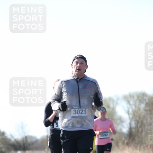 06.04.2025 - 44. Internationalen Wilhelmsburger Insellauf Jannik Wohlers http://msf.ph/oto/7622789 06.04.2025 10:23:45 Laufen 5, 3021, 3592 meine-sportfotos.de
