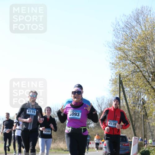 06.04.2025 - 44. Internationalen Wilhelmsburger Insellauf Jannik Wohlers http://msf.ph/oto/7622867 06.04.2025 10:24:15 Laufen 4115, 3086, 3093, 4139 meine-sportfotos.de