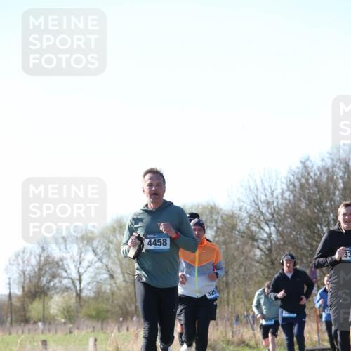 06.04.2025 - 44. Internationalen Wilhelmsburger Insellauf Jannik Wohlers http://msf.ph/oto/7622902 06.04.2025 10:24:27 Laufen 4458, 3255, 33 meine-sportfotos.de