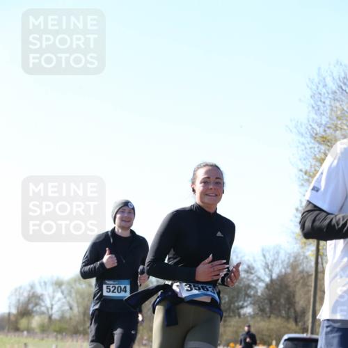 06.04.2025 - 44. Internationalen Wilhelmsburger Insellauf Jannik Wohlers http://msf.ph/oto/7622980 06.04.2025 10:24:58 Laufen 5204, 3563 meine-sportfotos.de