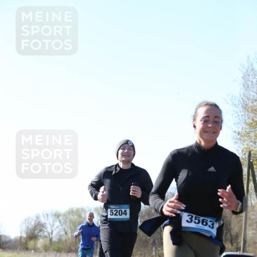 06.04.2025 - 44. Internationalen Wilhelmsburger Insellauf Jannik Wohlers http://msf.ph/oto/7622981 06.04.2025 10:24:58 Laufen 5204, 3563 meine-sportfotos.de