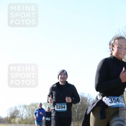 06.04.2025 - 44. Internationalen Wilhelmsburger Insellauf Jannik Wohlers http://msf.ph/oto/7622983 06.04.2025 10:24:59 Laufen 5204, 3563 meine-sportfotos.de