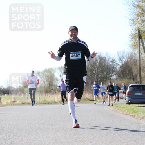 06.04.2025 - 44. Internationalen Wilhelmsburger Insellauf Jannik Wohlers http://msf.ph/oto/7623005 06.04.2025 10:25:21 Laufen 4607, 31, 4323 meine-sportfotos.de