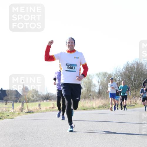 06.04.2025 - 44. Internationalen Wilhelmsburger Insellauf Jannik Wohlers http://msf.ph/oto/7623015 06.04.2025 10:25:27 Laufen 4487, 4502, 31, 4321 meine-sportfotos.de