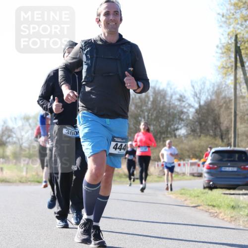 06.04.2025 - 44. Internationalen Wilhelmsburger Insellauf Jannik Wohlers http://msf.ph/oto/7623045 06.04.2025 10:25:37 Laufen 300, 444 meine-sportfotos.de