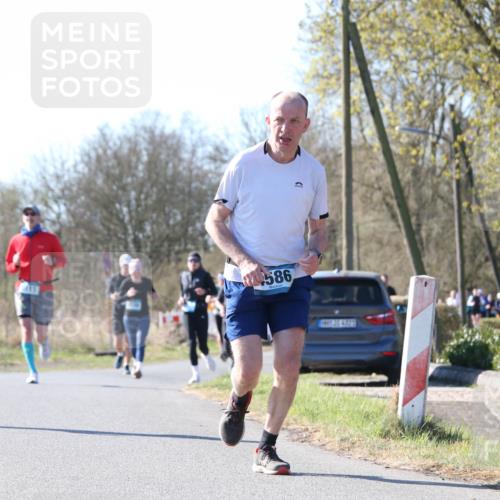 06.04.2025 - 44. Internationalen Wilhelmsburger Insellauf Jannik Wohlers http://msf.ph/oto/7623076 06.04.2025 10:25:45 Laufen 586, 31, 4323 meine-sportfotos.de