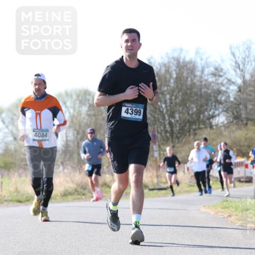 06.04.2025 - 44. Internationalen Wilhelmsburger Insellauf Jannik Wohlers http://msf.ph/oto/7623133 06.04.2025 10:26:04 Laufen 4084, 4399, 31, 4321 meine-sportfotos.de