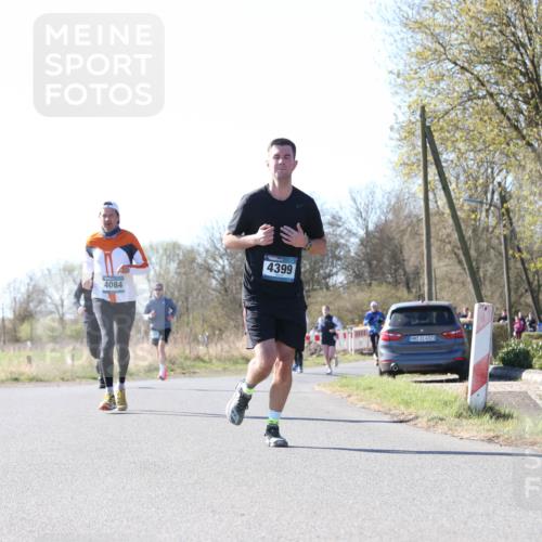 06.04.2025 - 44. Internationalen Wilhelmsburger Insellauf Jannik Wohlers http://msf.ph/oto/7623137 06.04.2025 10:26:05 Laufen 4084, 4399, 31, 4323 meine-sportfotos.de