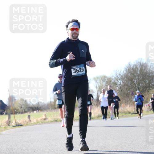 06.04.2025 - 44. Internationalen Wilhelmsburger Insellauf Jannik Wohlers http://msf.ph/oto/7623154 06.04.2025 10:26:10 Laufen 057, 3629, 431, 4323 meine-sportfotos.de