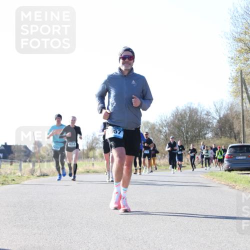 06.04.2025 - 44. Internationalen Wilhelmsburger Insellauf Jannik Wohlers http://msf.ph/oto/7623161 06.04.2025 10:26:15 Laufen 4614, 31, 4373 meine-sportfotos.de