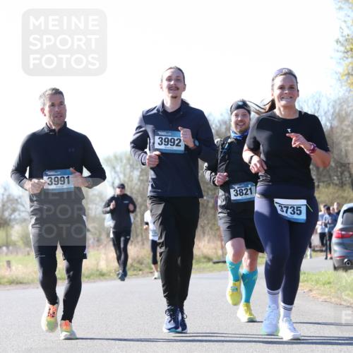 06.04.2025 - 44. Internationalen Wilhelmsburger Insellauf Jannik Wohlers http://msf.ph/oto/7623202 06.04.2025 10:26:41 Laufen 3991, 3992, 3821, 3735, 31, 4321 meine-sportfotos.de