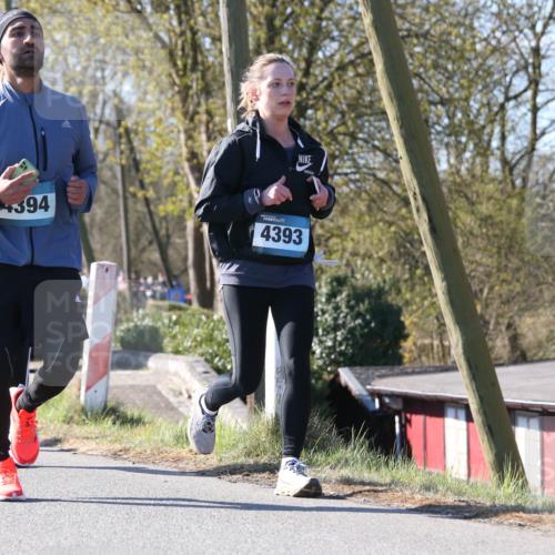 06.04.2025 - 44. Internationalen Wilhelmsburger Insellauf Jannik Wohlers http://msf.ph/oto/7623233 06.04.2025 10:26:57 Laufen 394, 4393 meine-sportfotos.de
