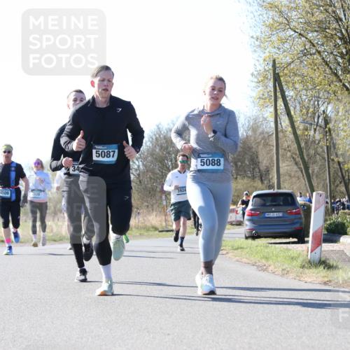 06.04.2025 - 44. Internationalen Wilhelmsburger Insellauf Jannik Wohlers http://msf.ph/oto/7623235 06.04.2025 10:26:58 Laufen 4509, 4039, 34, 5087, 3924, 5088, 4321 meine-sportfotos.de