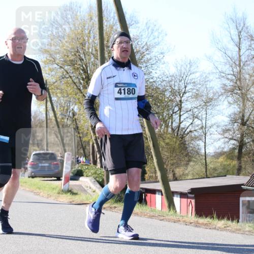 06.04.2025 - 44. Internationalen Wilhelmsburger Insellauf Jannik Wohlers http://msf.ph/oto/7623299 06.04.2025 10:27:23 Laufen 706, 4180 meine-sportfotos.de