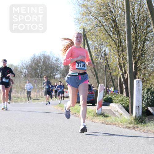 06.04.2025 - 44. Internationalen Wilhelmsburger Insellauf Jannik Wohlers http://msf.ph/oto/7623305 06.04.2025 10:27:24 Laufen 3867, 3706 meine-sportfotos.de