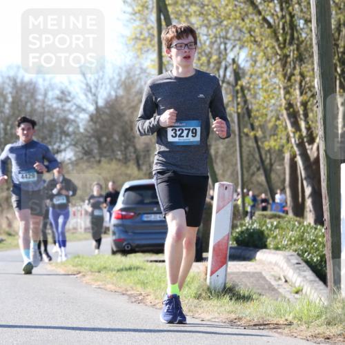 06.04.2025 - 44. Internationalen Wilhelmsburger Insellauf Jannik Wohlers http://msf.ph/oto/7623325 06.04.2025 10:27:31 Laufen 4429, 3279 meine-sportfotos.de