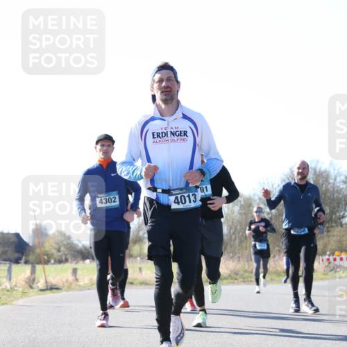 06.04.2025 - 44. Internationalen Wilhelmsburger Insellauf Jannik Wohlers http://msf.ph/oto/7623342 06.04.2025 10:27:39 Laufen 4302, 4013, 1, 608, 3918, 31, 4523 meine-sportfotos.de