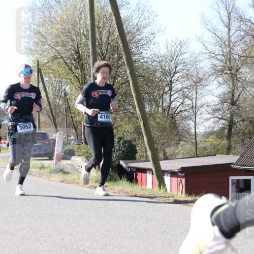 06.04.2025 - 44. Internationalen Wilhelmsburger Insellauf Jannik Wohlers http://msf.ph/oto/7623357 06.04.2025 10:27:45 Laufen 3678, 3052, 4523, 4100 meine-sportfotos.de