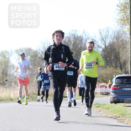 06.04.2025 - 44. Internationalen Wilhelmsburger Insellauf Jannik Wohlers http://msf.ph/oto/7623386 06.04.2025 10:27:57 Laufen 4387, 3866, 4485, 5003, 4269, 4321 meine-sportfotos.de